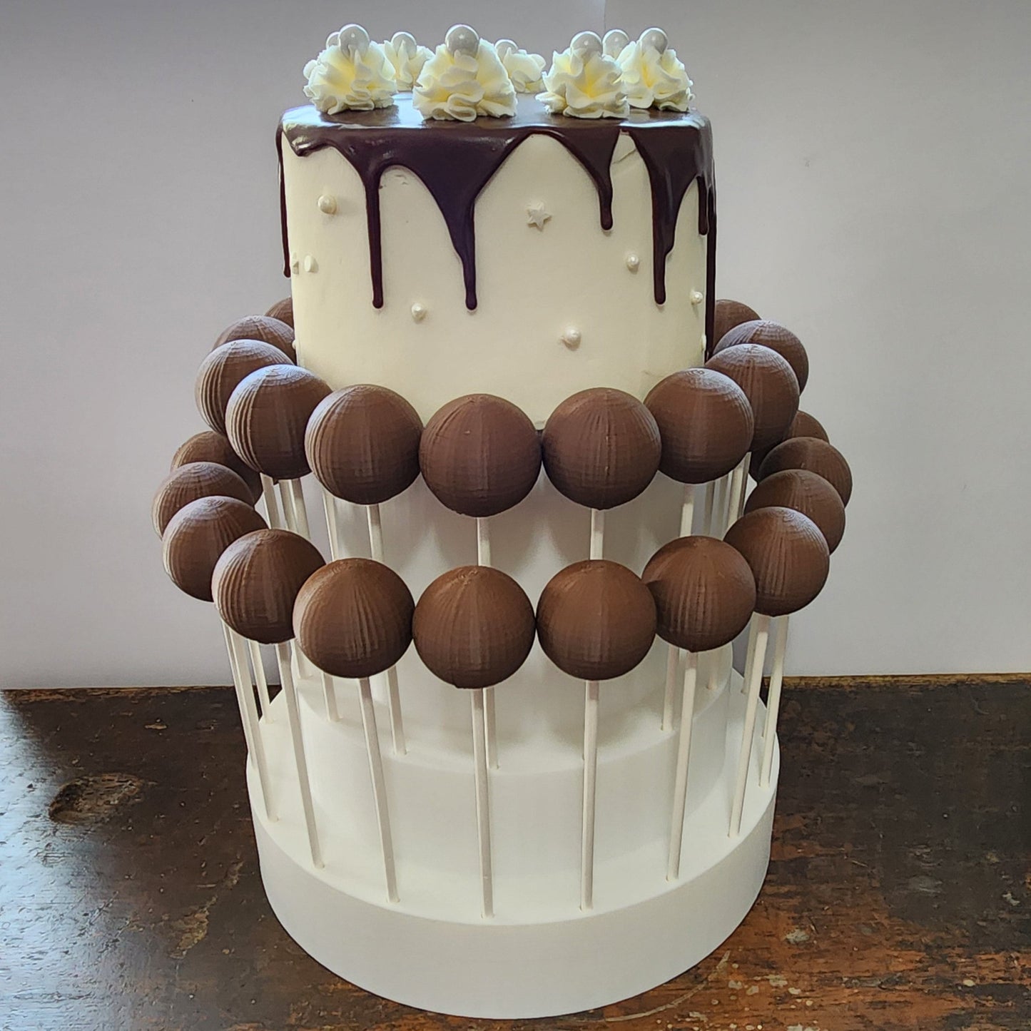 Cake and Cake Pop Tower that holds up to a 6" Cake and 3 Dozen Cake Pops