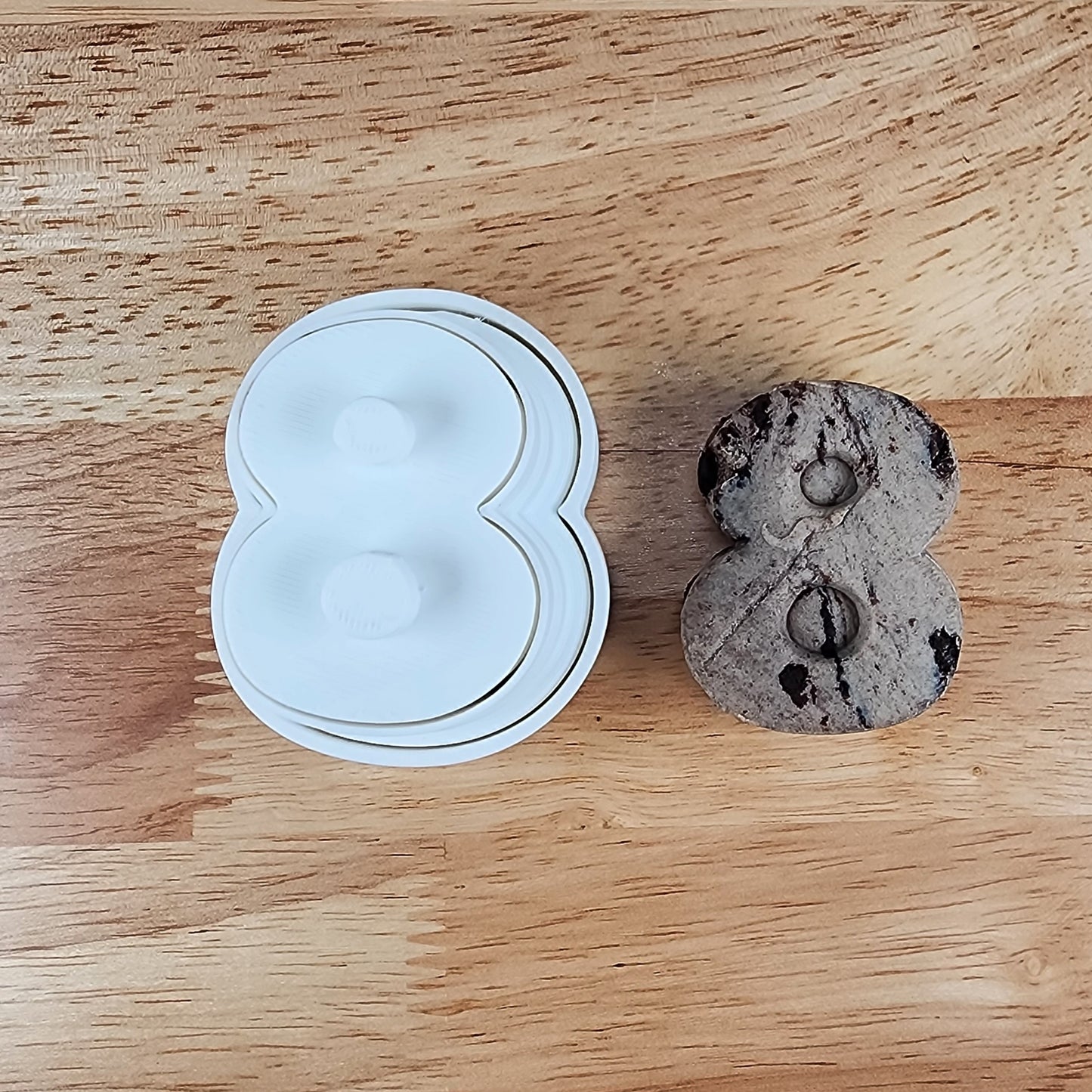 Number Cake Pop Cutters & Indent Press Set – Create Perfect Number Cake Pops with Ease!