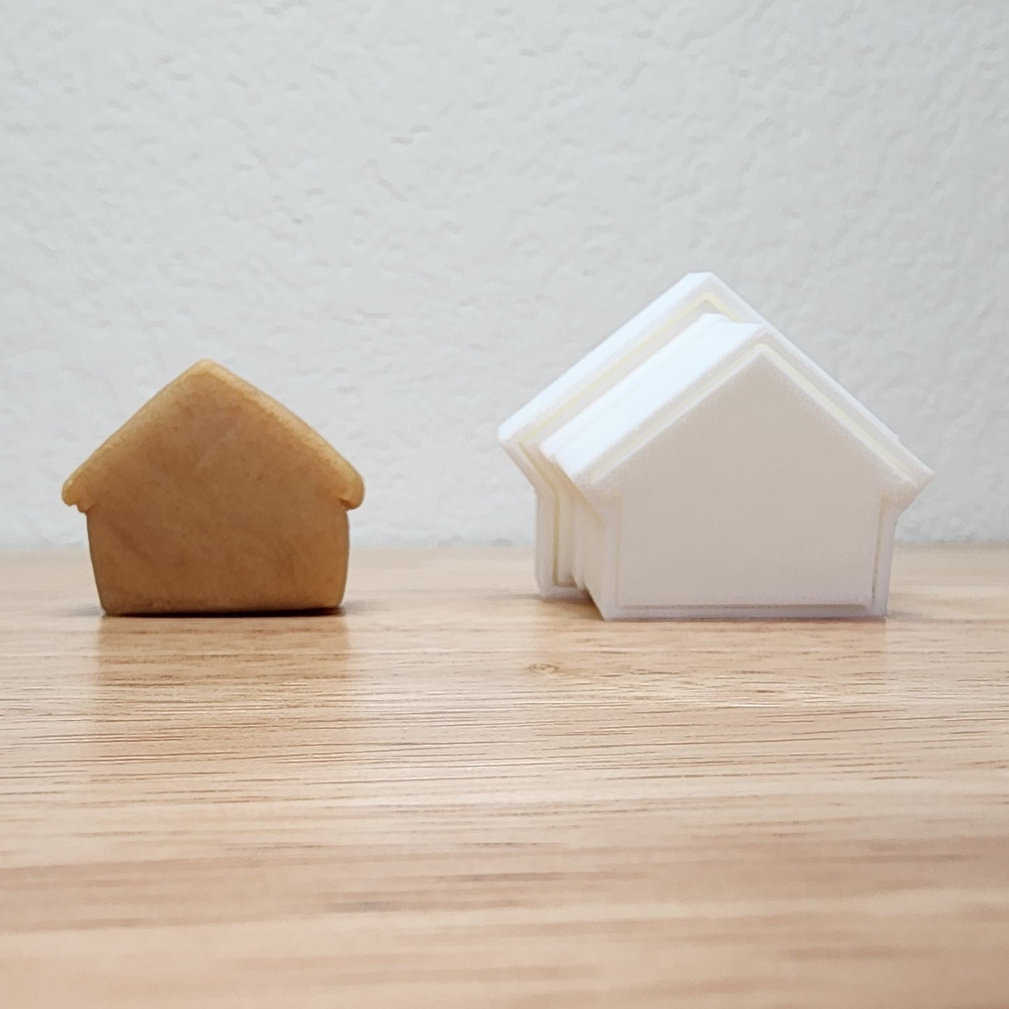 Ginger Bread House Cake Pop Cutter, Ginger Bread House cake pop press, Ginger Bread House Cake Pop mold