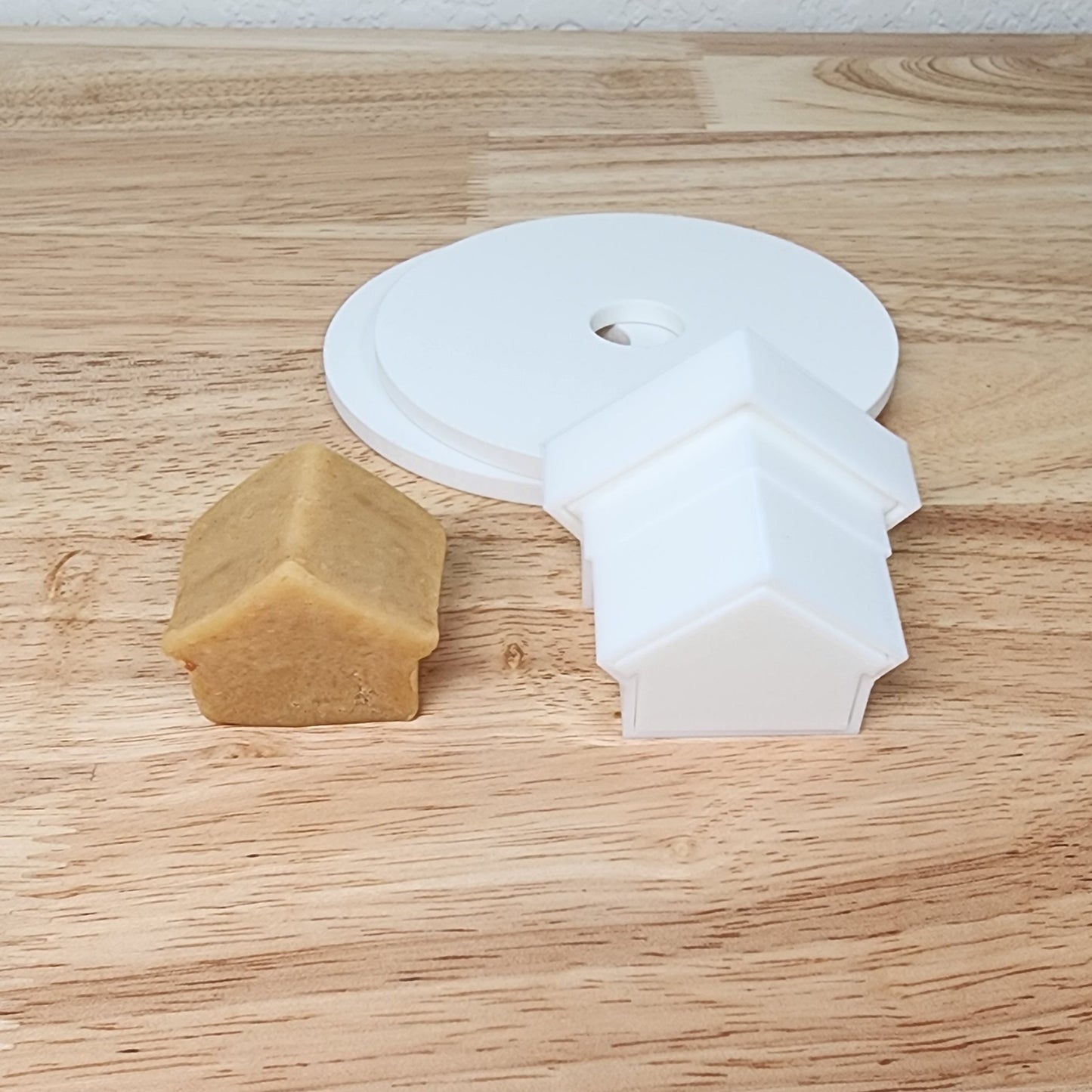 Ginger Bread House Cake Pop Cutter, Ginger Bread House cake pop press, Ginger Bread House Cake Pop mold