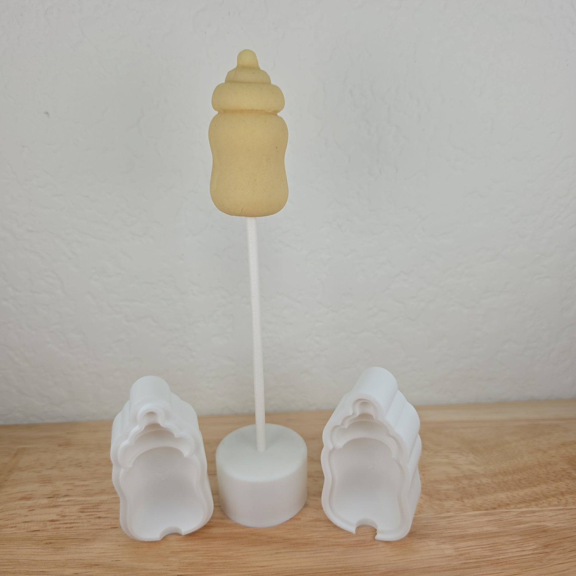 Baby bottle cake pop and 3D mold