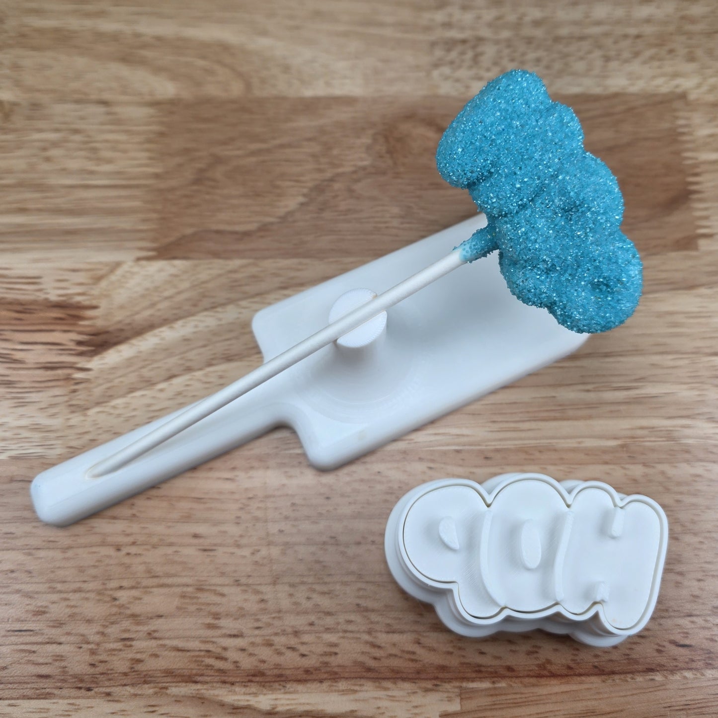 HOP Cake Pop Cutter – Easter Word Cake Pop Shape