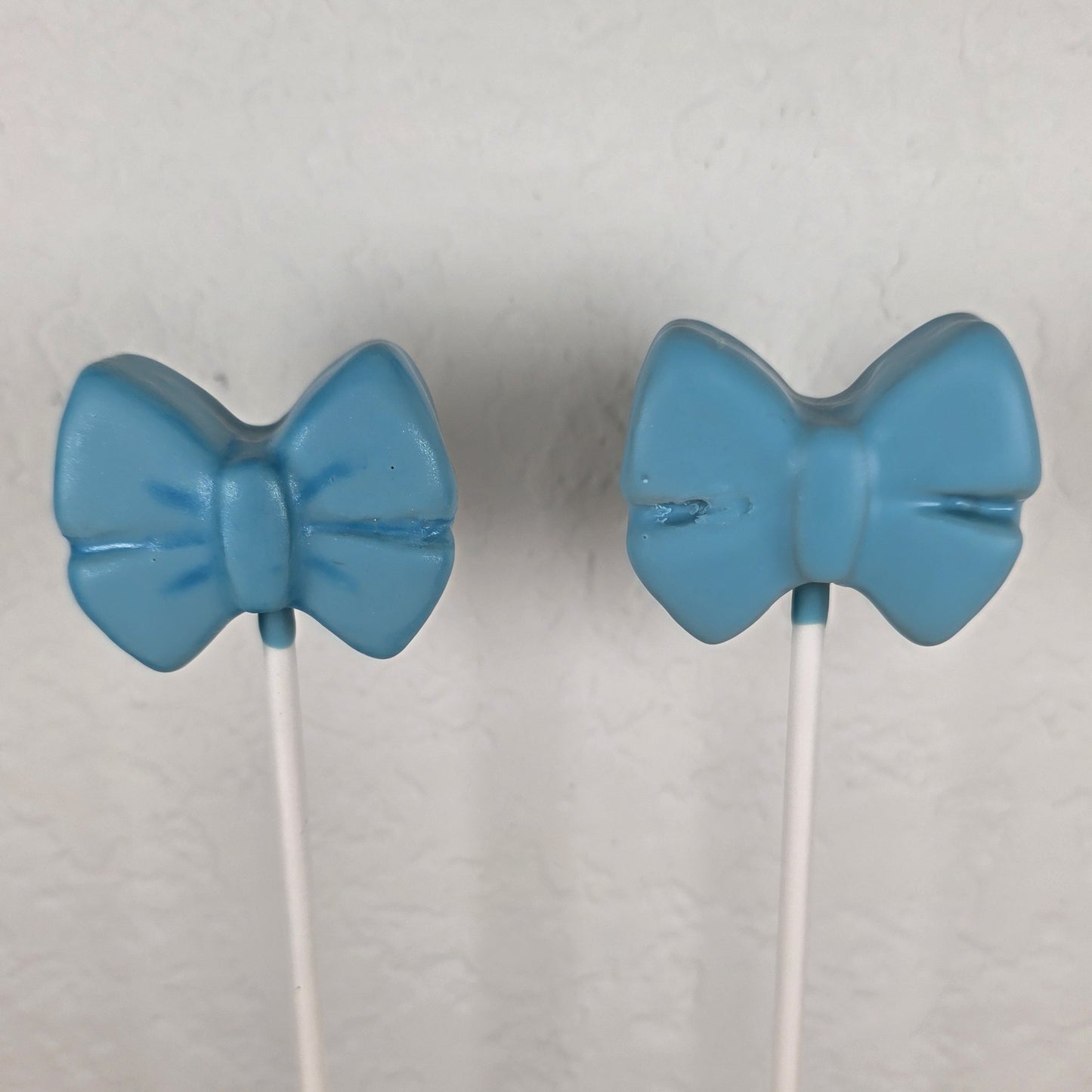 Bow Cake Pop Cutter