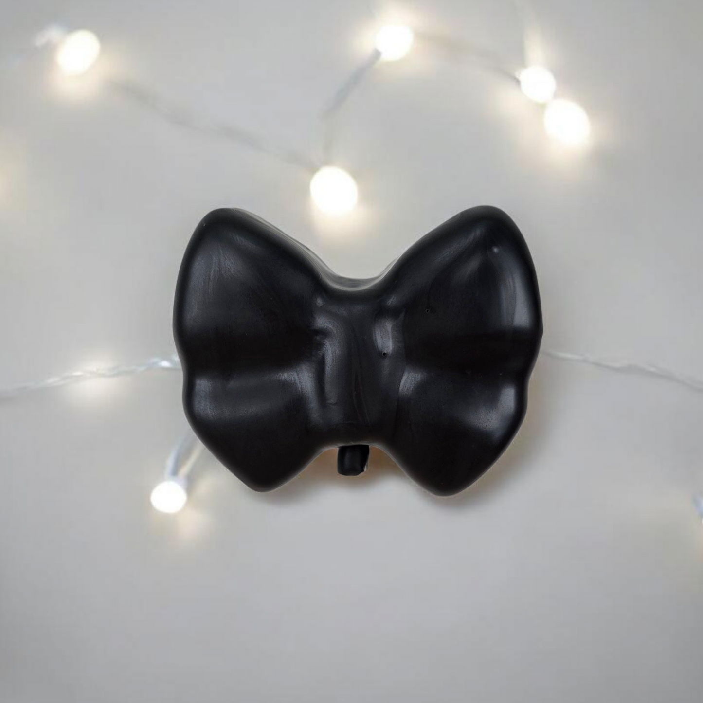 Bow & Bow Tie Cake Pop cutter