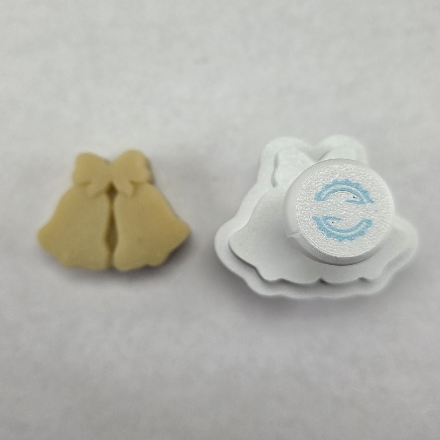 Wedding Bells Cake Pop cutter