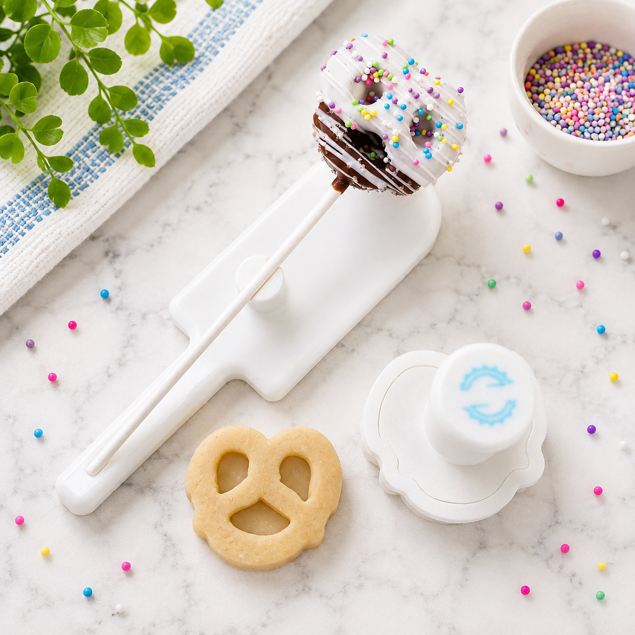 Pretzel Cake Pop Cutter with Matching Embossing Plunger | Cookie Dough, Fondant and Modeling Chocolate Tool