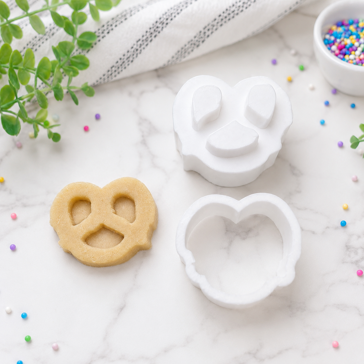 Pretzel Cake Pop Cutter with Matching Embossing Plunger | Cookie Dough, Fondant and Modeling Chocolate Tool