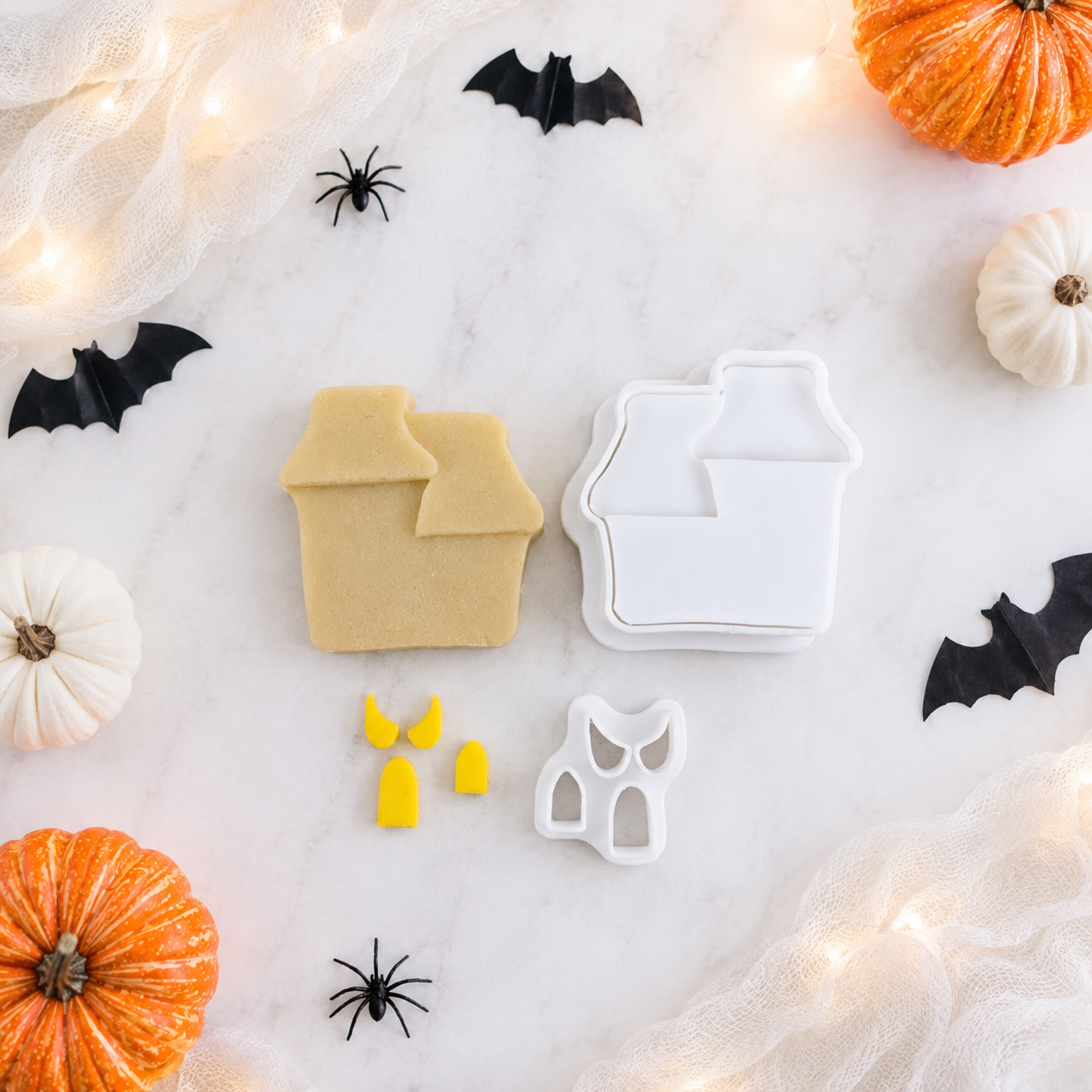 Haunted House Cake Pop Cutter with Matching Plunger and Fondant Cutter